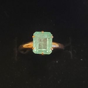 Antique Gold Natural Emerald Ring